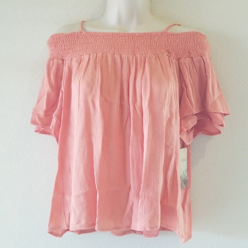 ❣Lily White Off Shoulder Trendy Summer Top NWT❣